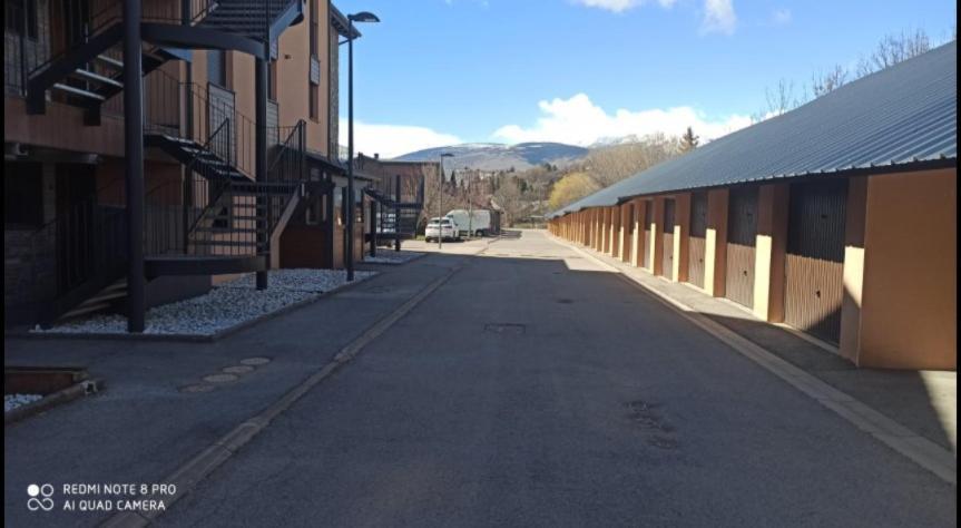 Les Isards Apartment Bourg-Madame Exterior photo